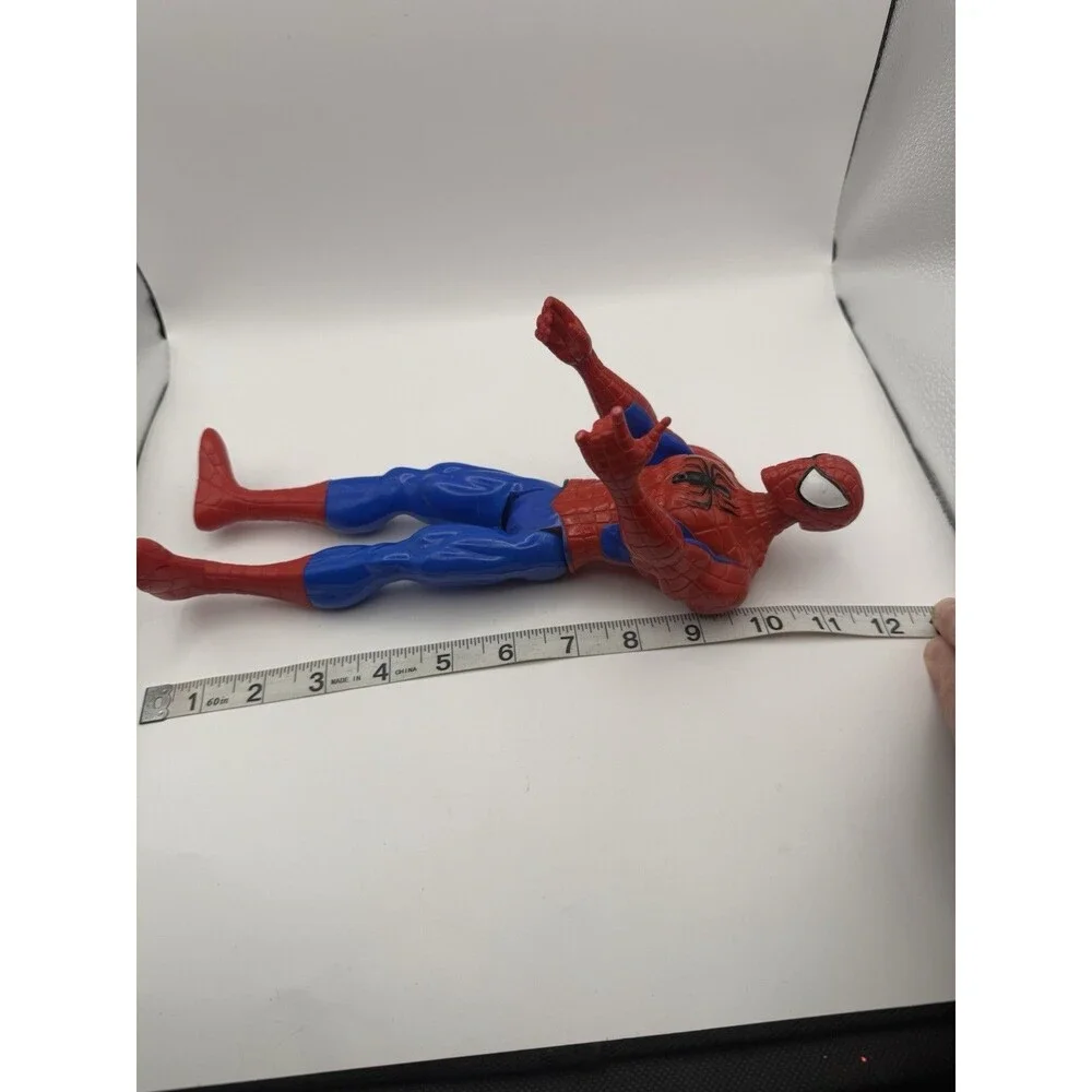 Marvel Spider-Man 12” Action Figure Hasbro 2013 Titan Hero B9760 Toy